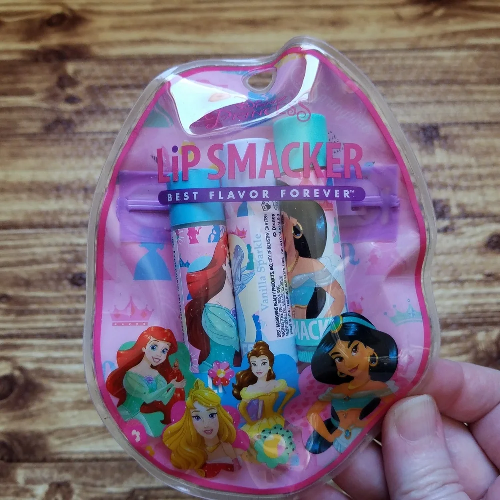 Disney Lip Smacker Key Chain Ring Bag Charm Lip Gloss Chapatick Princess Mickey